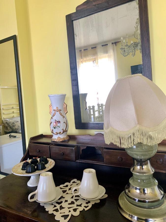 Larala' Bed & Breakfast เลชเช ภายนอก รูปภาพ
